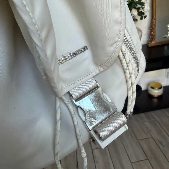 lululemon athletica Cream Backpack - Picture 2 of 6